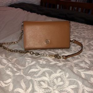 Tory Burch Robinson Crossbody purse